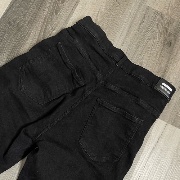 Straight Leg Jeans w/ stretch - Picture 2 of 2